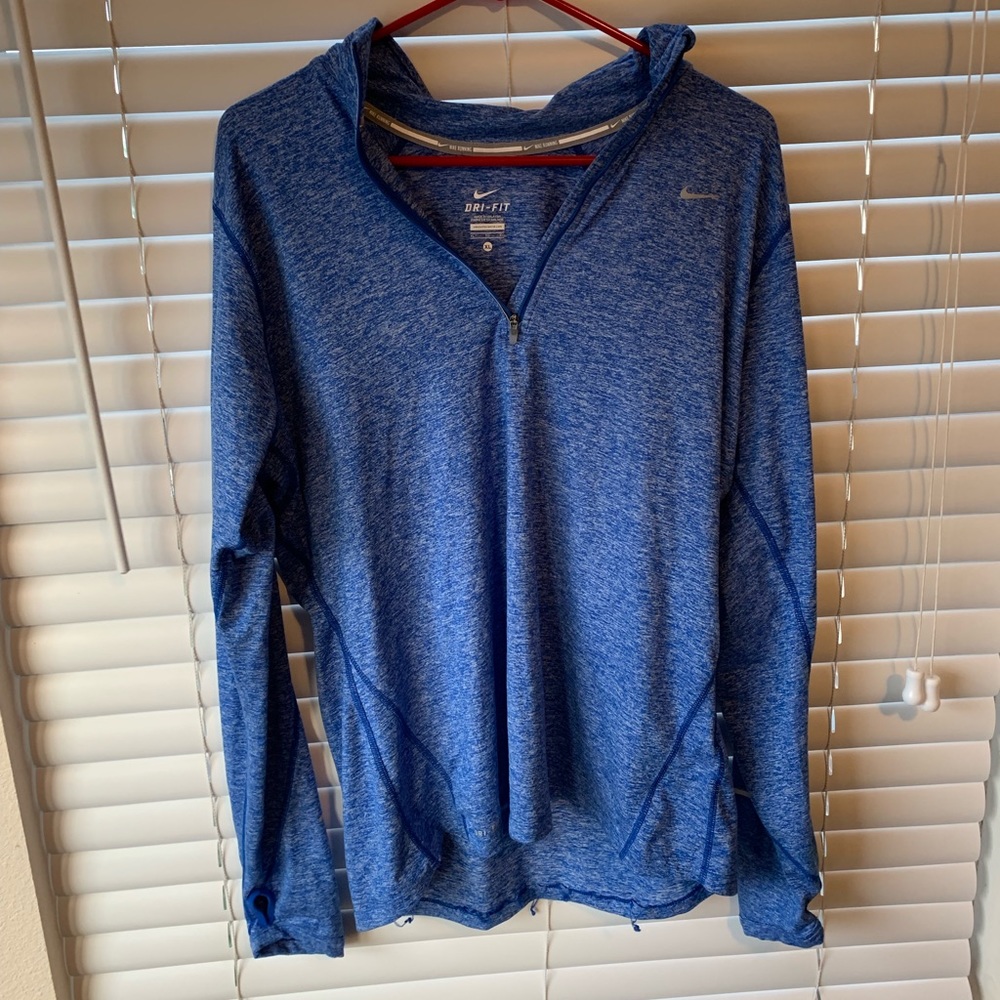 Women’s nike pullover
